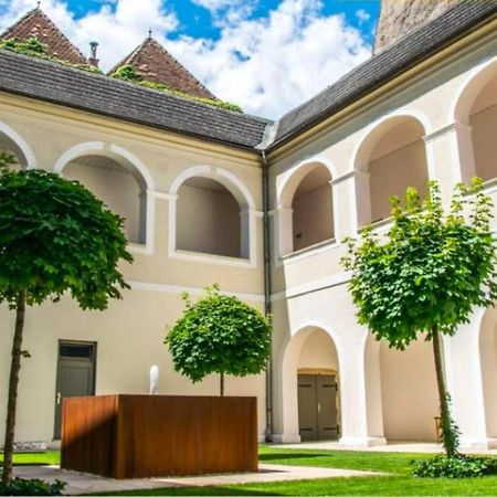 Smile Apartments Zur Gozzoburg Krems an der Donau Exteriör bild